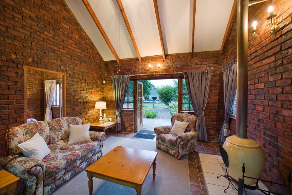 Swallows Nest Country Cottages Stormsrivier Exterior photo